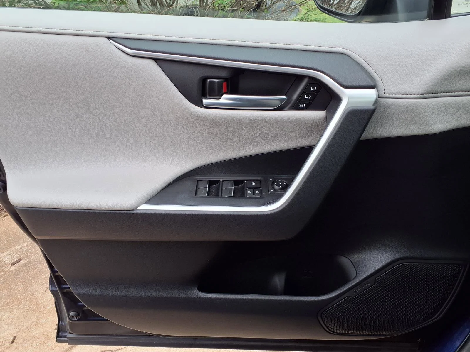 Used 2023 Blueprint Toyota Hybrid Limited image 19