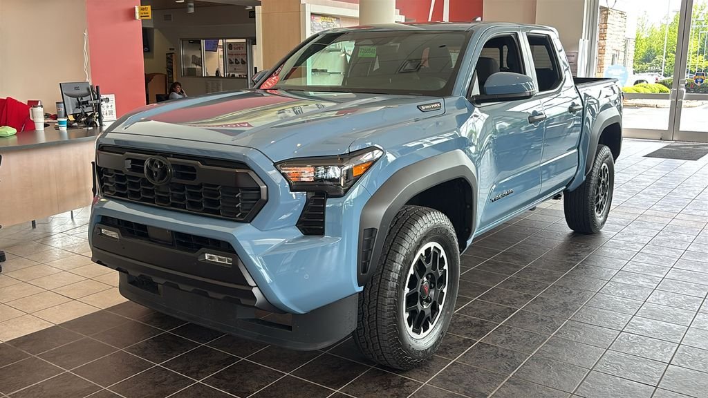 2026 Toyota Tacoma TRD Off Road - Photo 3