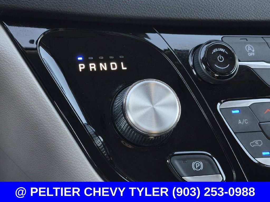2023 Chrysler Voyager LX - Photo 23