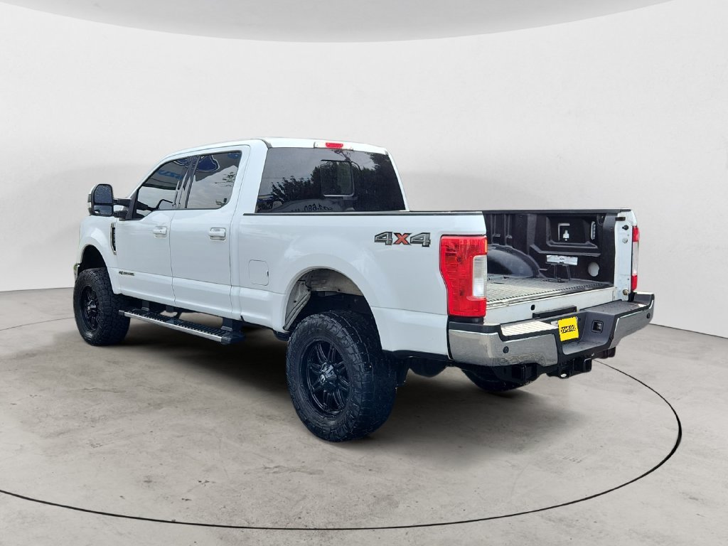 Used 2019 White Ford Lariat image 7
