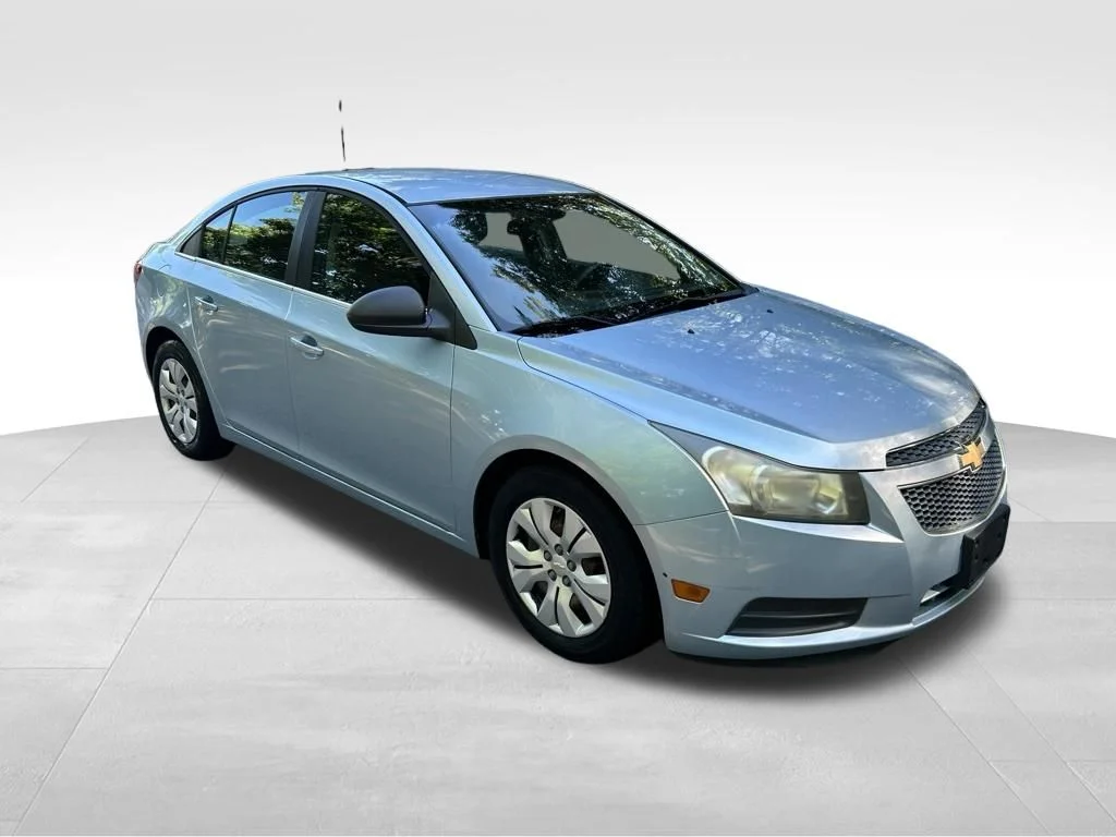Used 2012 Blue Chevrolet LS image 8