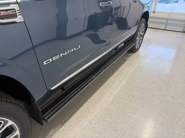 2026 GMC Yukon XL Denali - Photo 16