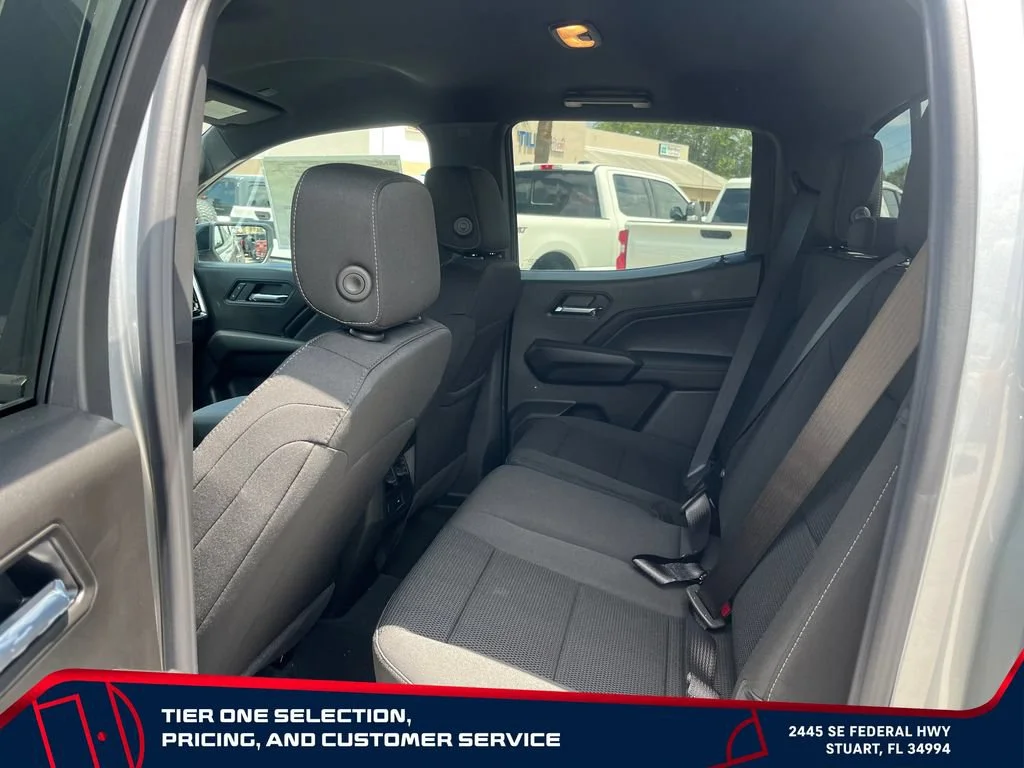 New 2026 Sterling Metallic GMC Elevation image 26