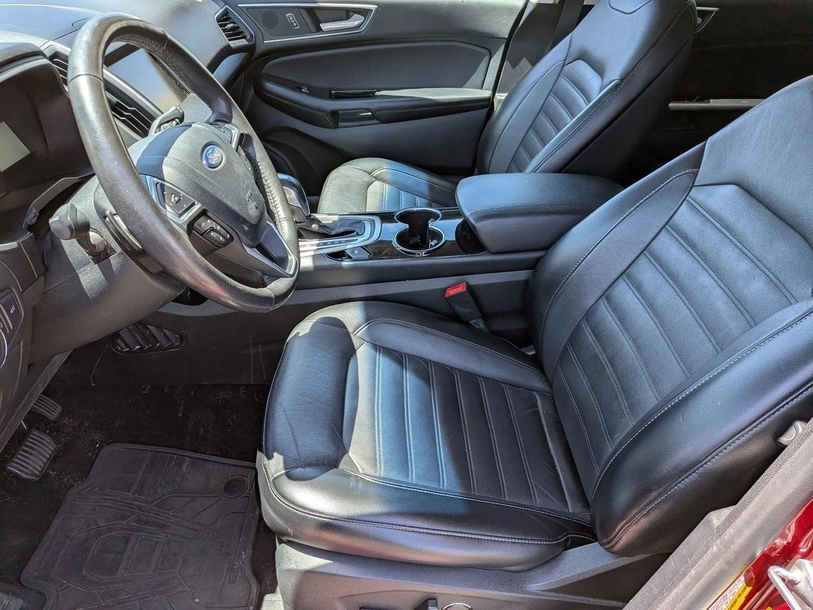 Used 2015 Ruby Red Metallic Tinted Clearcoat Ford SEL image 13