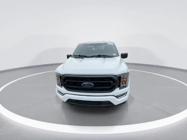 Used 2023 White Ford XLT image 2