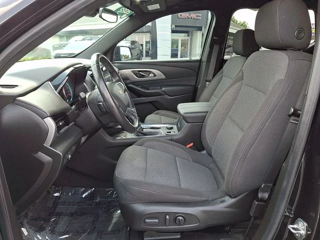 Used 2022 Black Chevrolet LT image 15