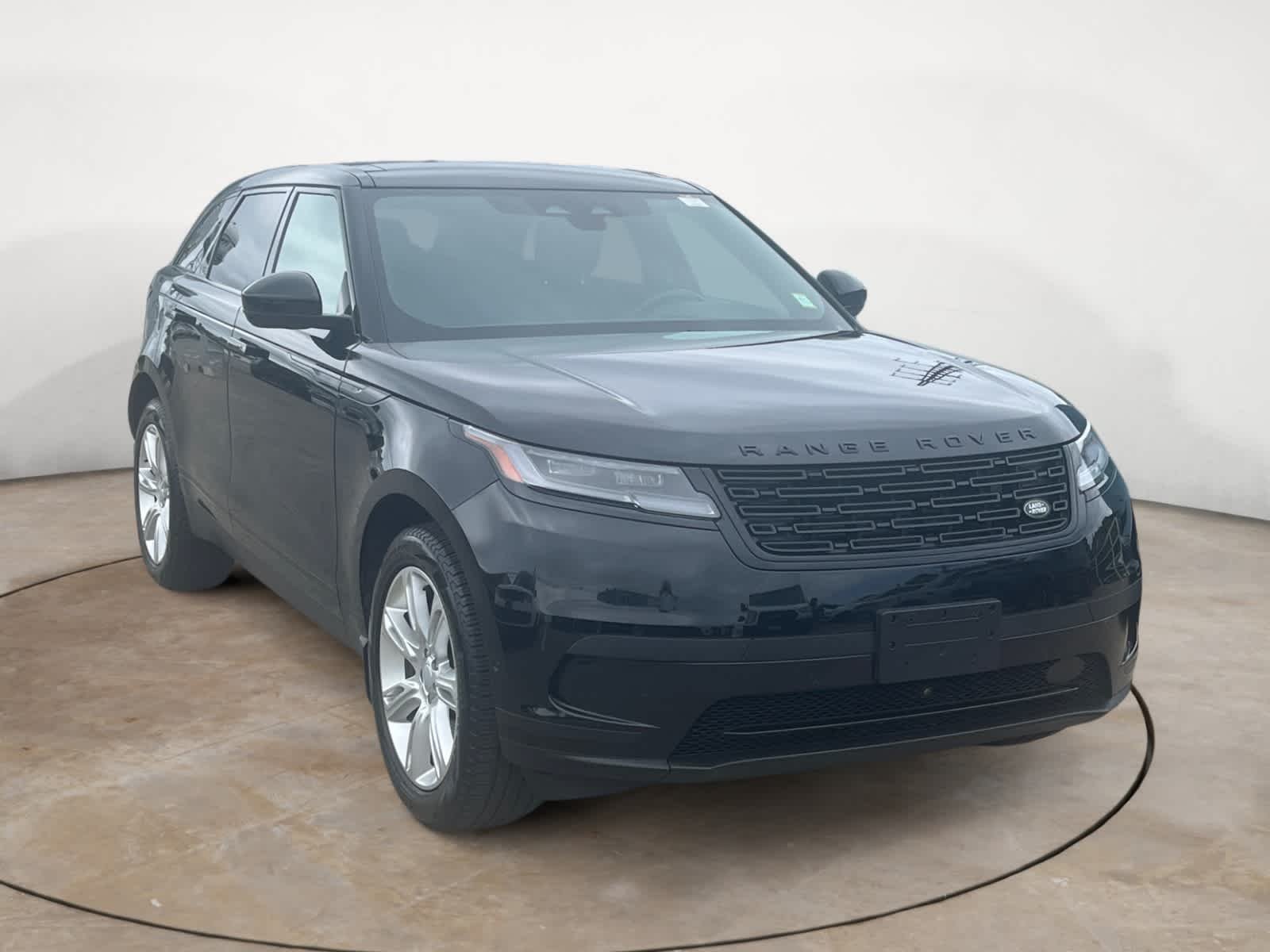 Certified Used 2026 Santorini Black Metallic Land Rover S image 7