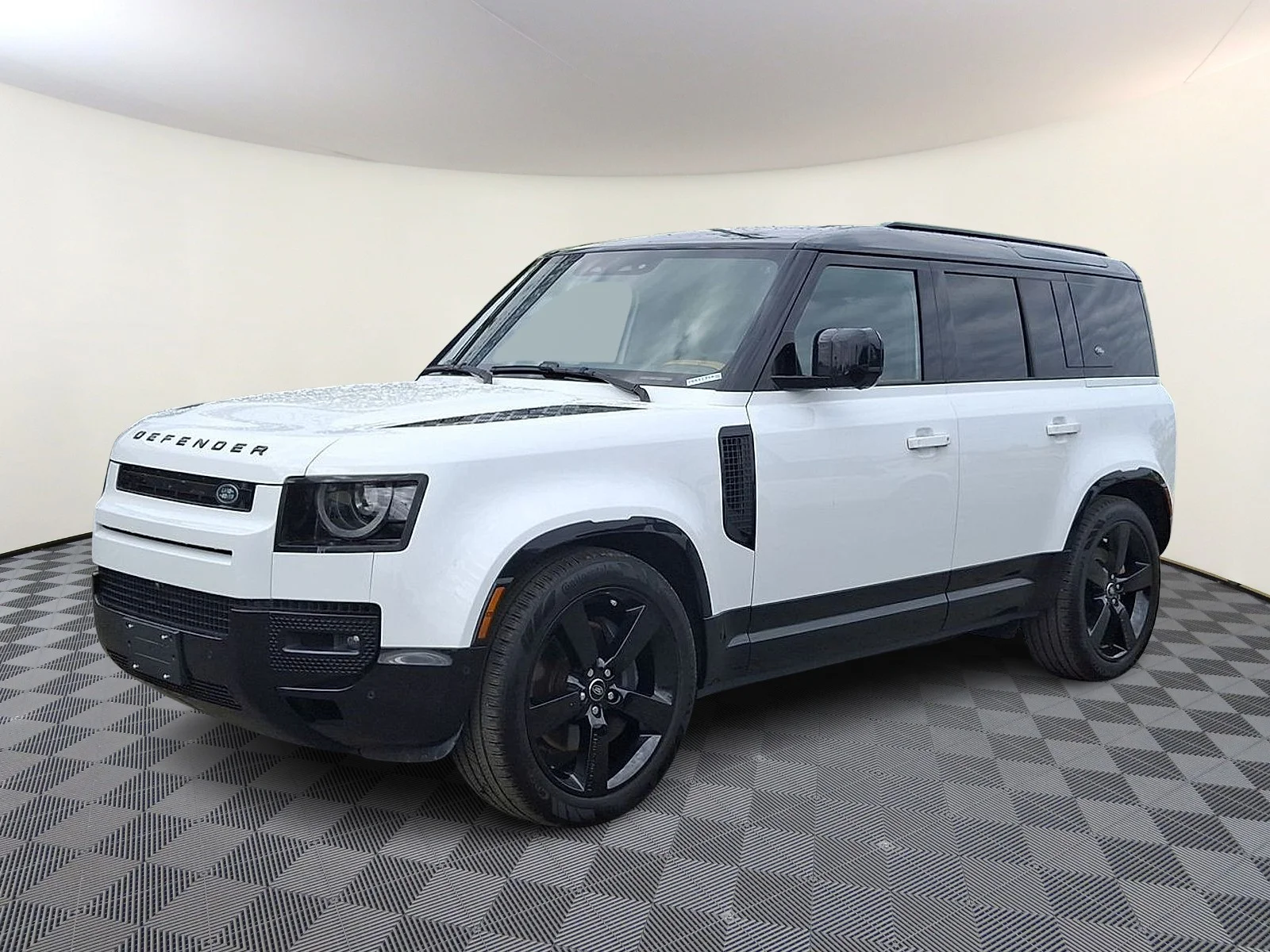 2024 Land Rover Defender 110 X-Dynamic SE P400's photo