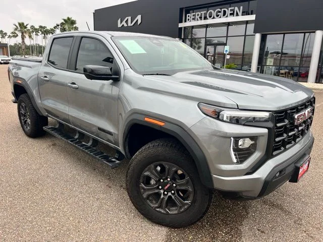 2025 GMC Canyon 2WD Elevation Crew Cab Short Box's photo