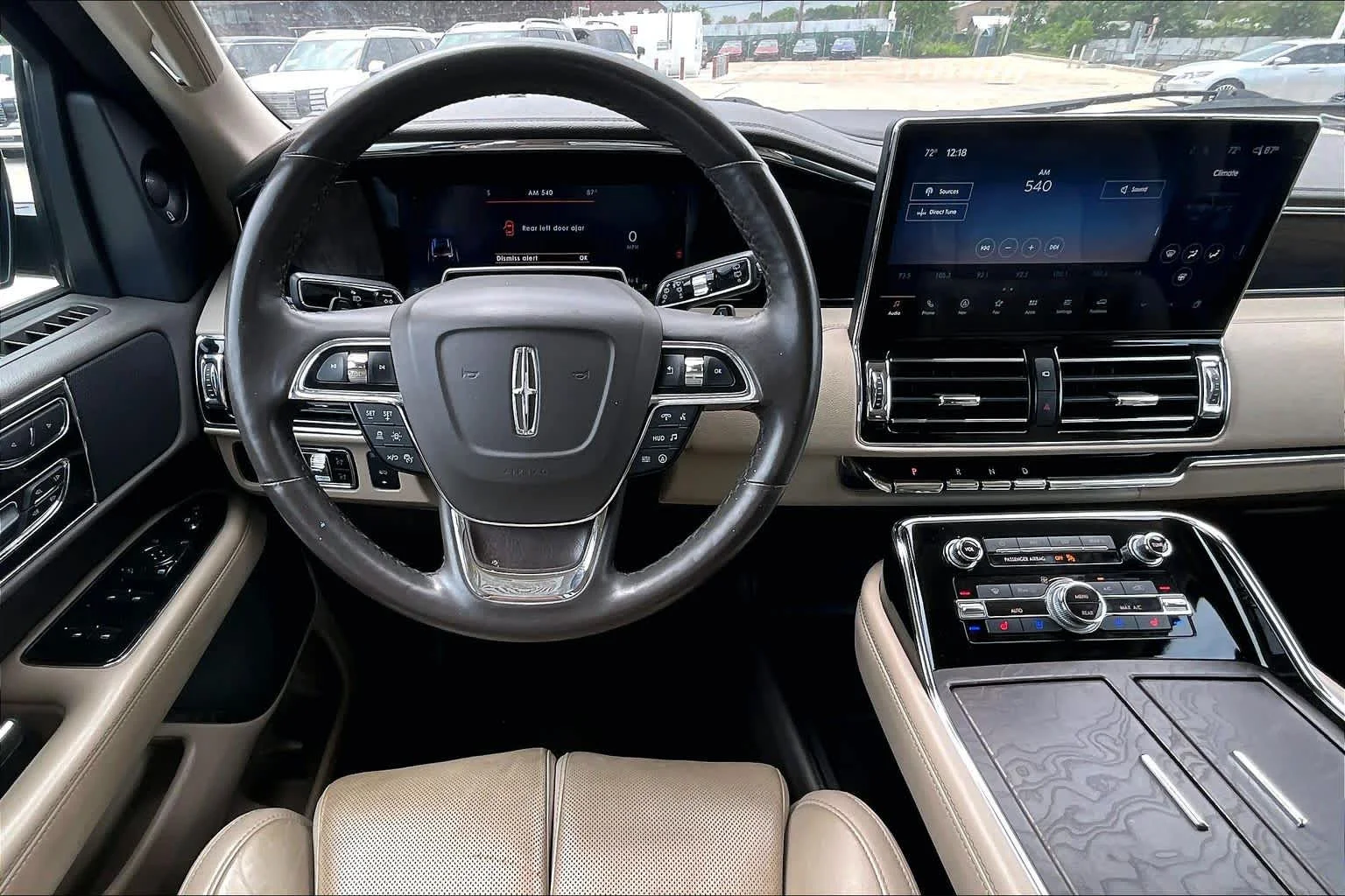 Used 2023 Silver Radiance Lincoln Reserve image 6