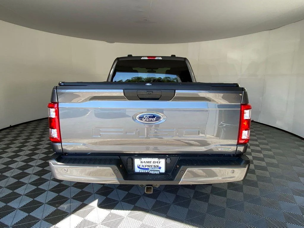 Used 2023 Gray Metallic Ford XL image 13