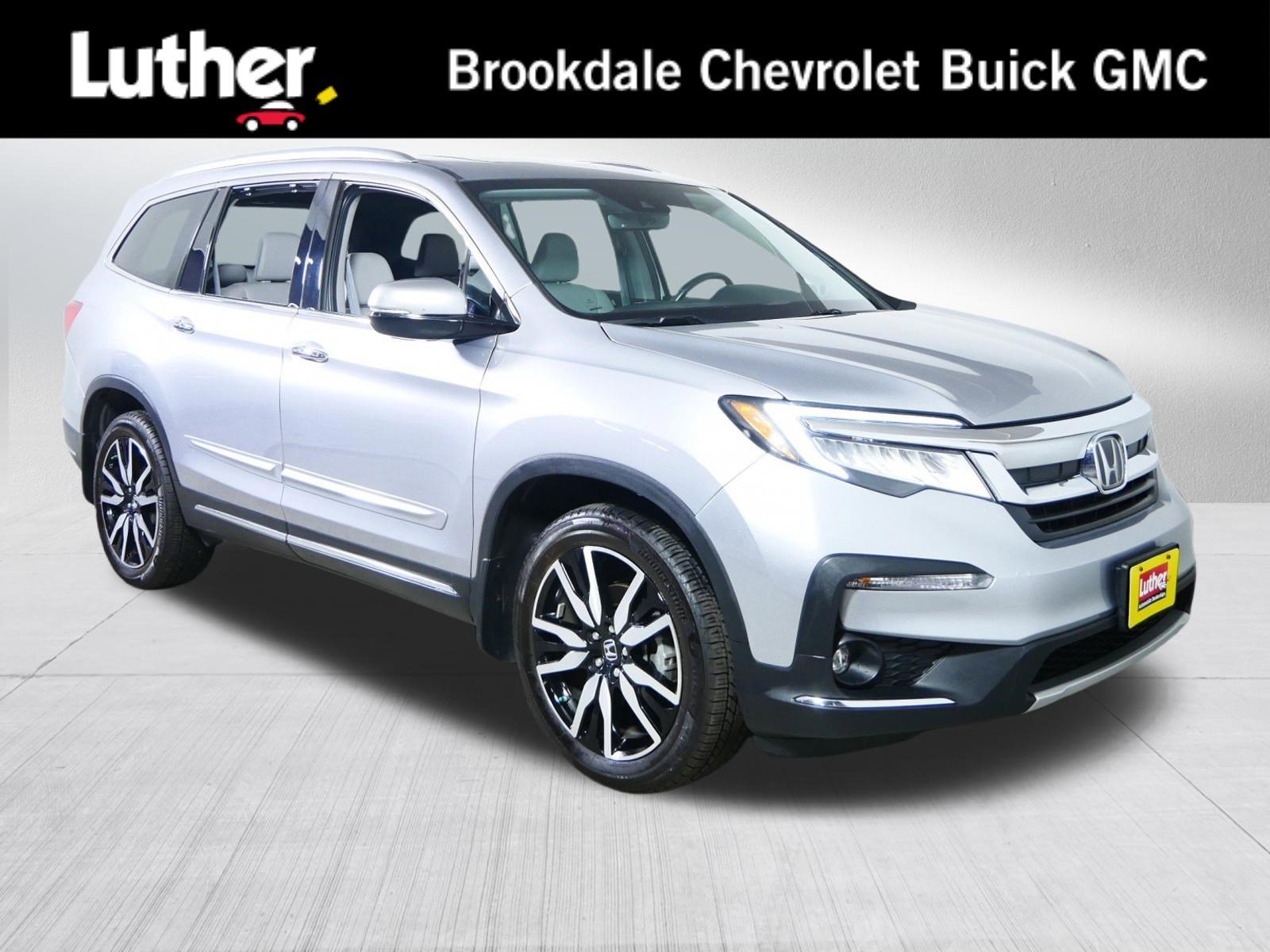 2022 Honda Pilot Touring AWD's photo