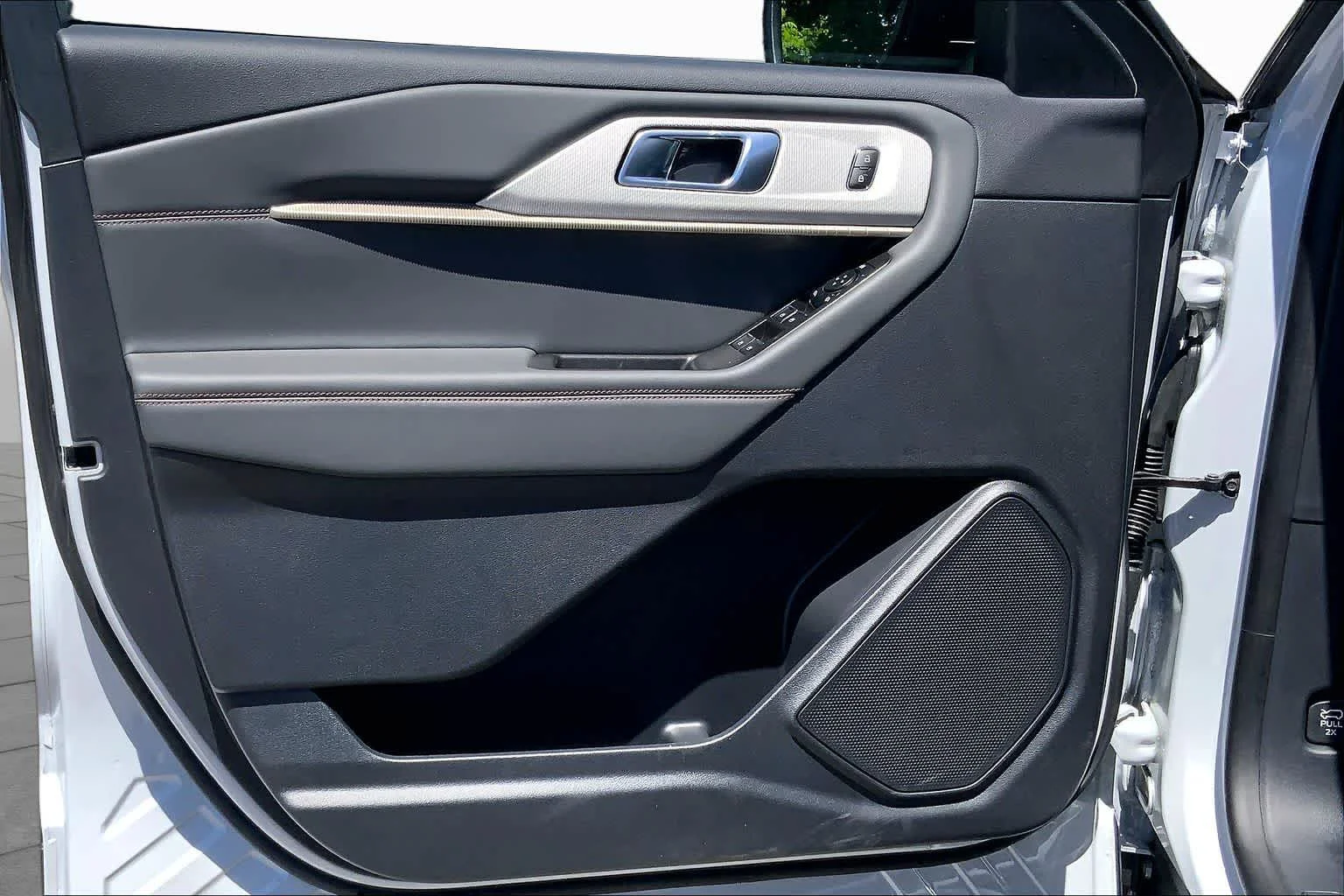 New 2026 Space White Metallic Ford Active image 11