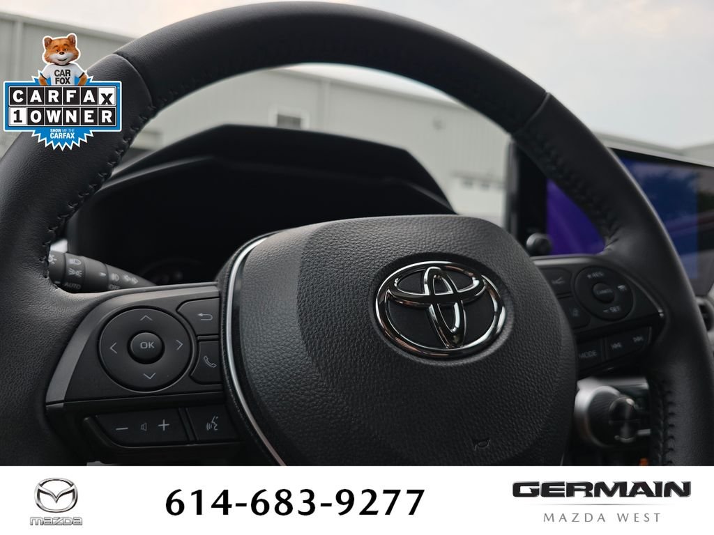 Used 2025 Beige Toyota XLE Premium image 24