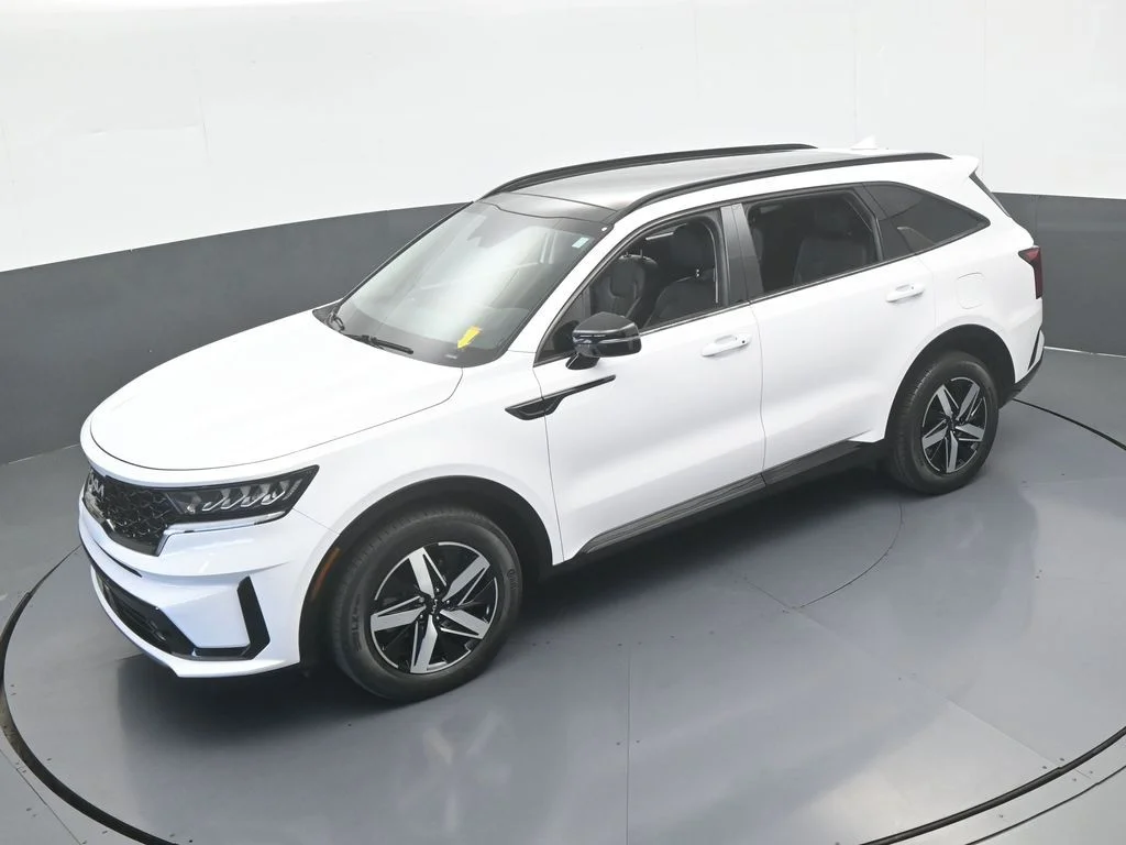 Used 2022 Glacial White Pearl Kia EX image 50