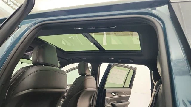 New 2026 Steel Blue Exterior Paint Jeep Limited image 17