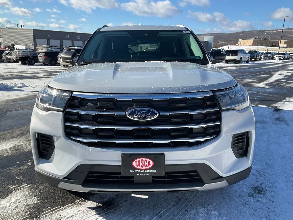 New 2026 Space White Metallic Ford Active image 26