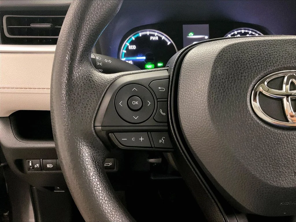 Used 2022 Gray Toyota XLE image 23