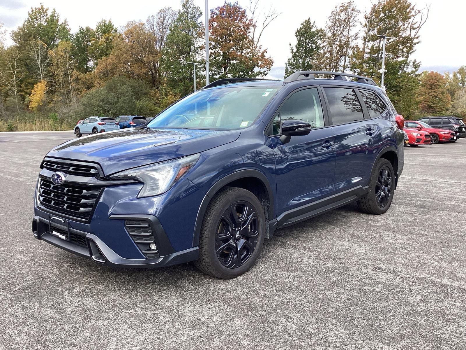 Used 2023 Cosmic Blue Pearl Subaru Onyx Edition image 3