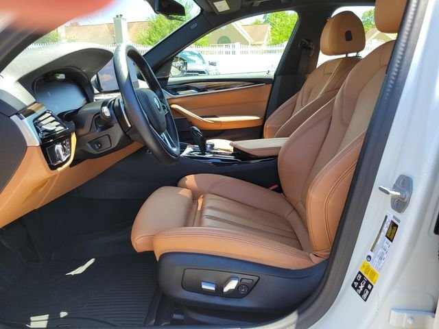Certified Used 2023 White BMW 530i xDrive image 21