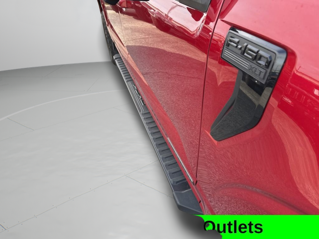 Used 2024 Red Ford XLT image 30