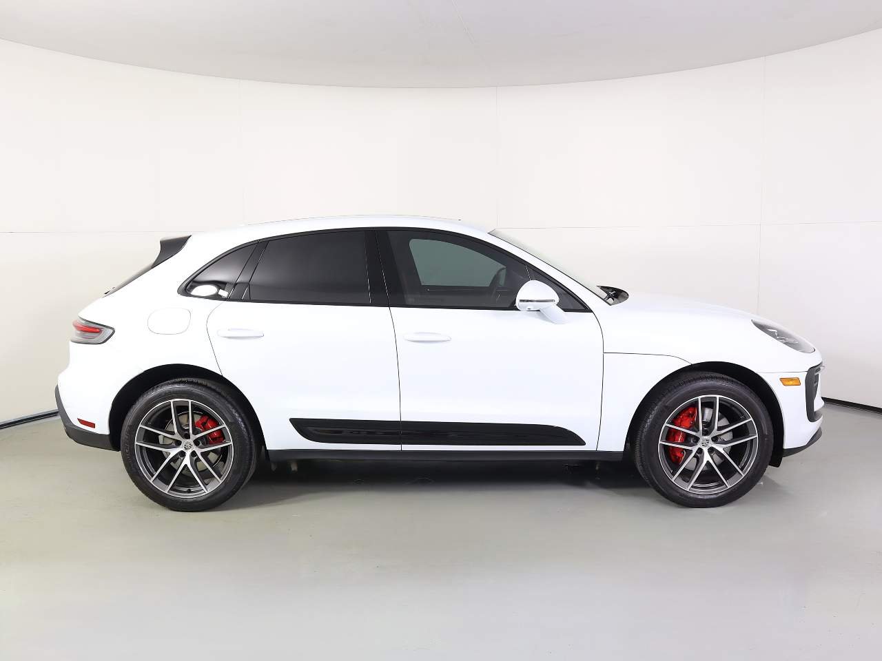 Used 2022 White Porsche S image 8