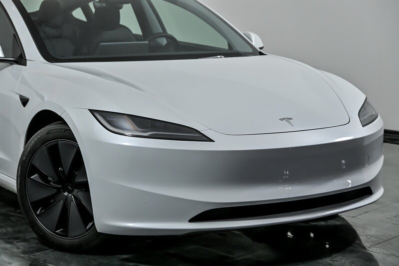 Used 2025 Tesla Model 3 Long Range with VIN 5YJ3E1EB8SF004252 for sale in Aurora, IL