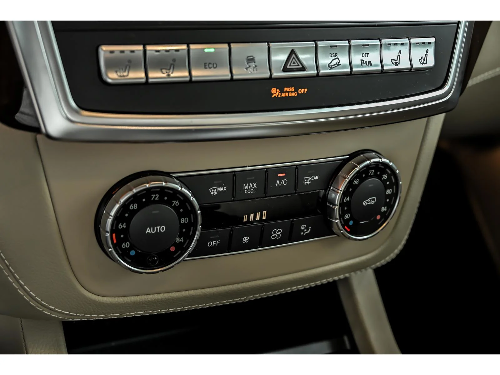 Used 2015 Brown Mercedes-Benz ML 400 image 24
