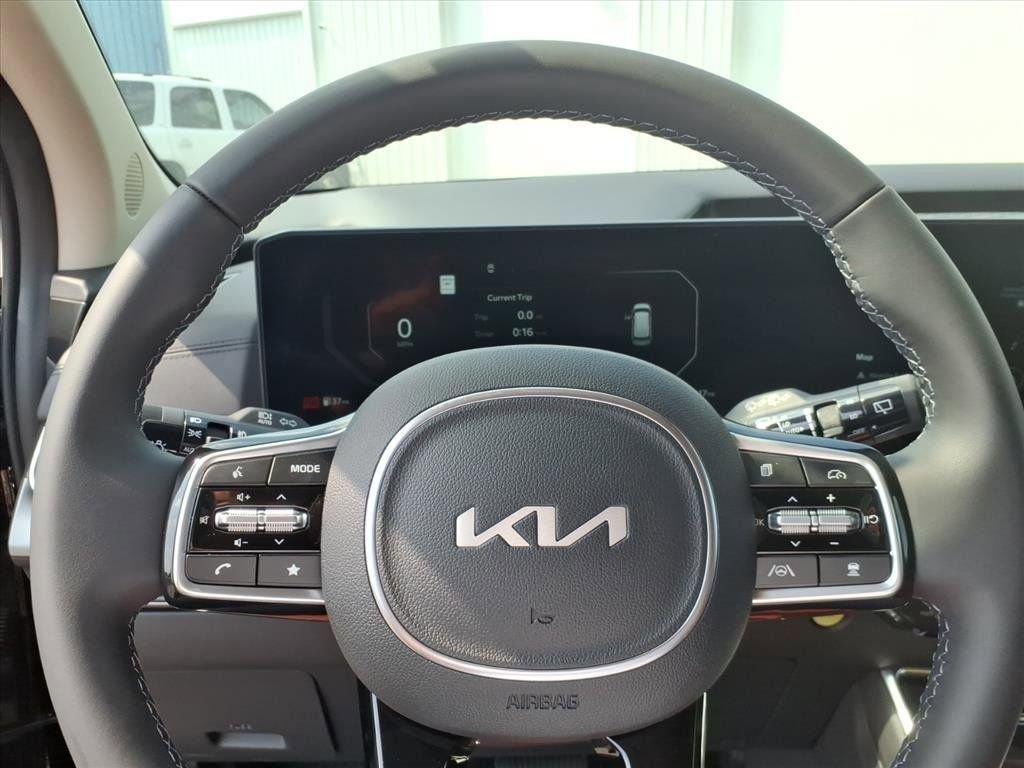 2026 Kia Carnival SX - Photo 19