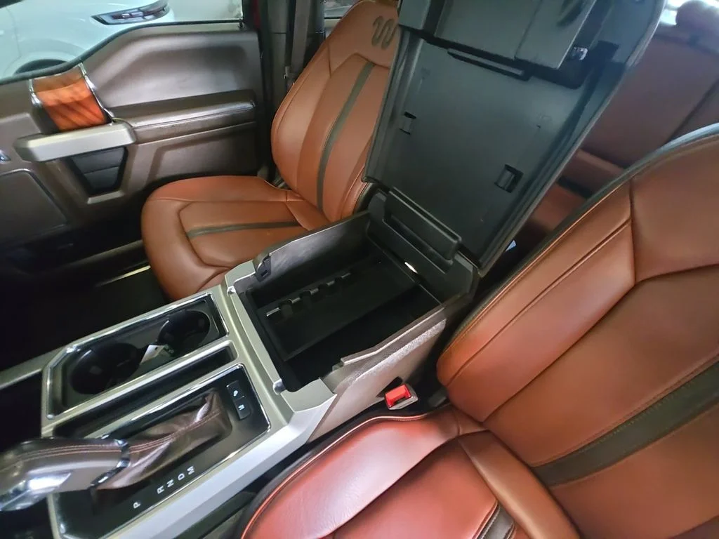 Used 2019 Red Ford King Ranch image 27