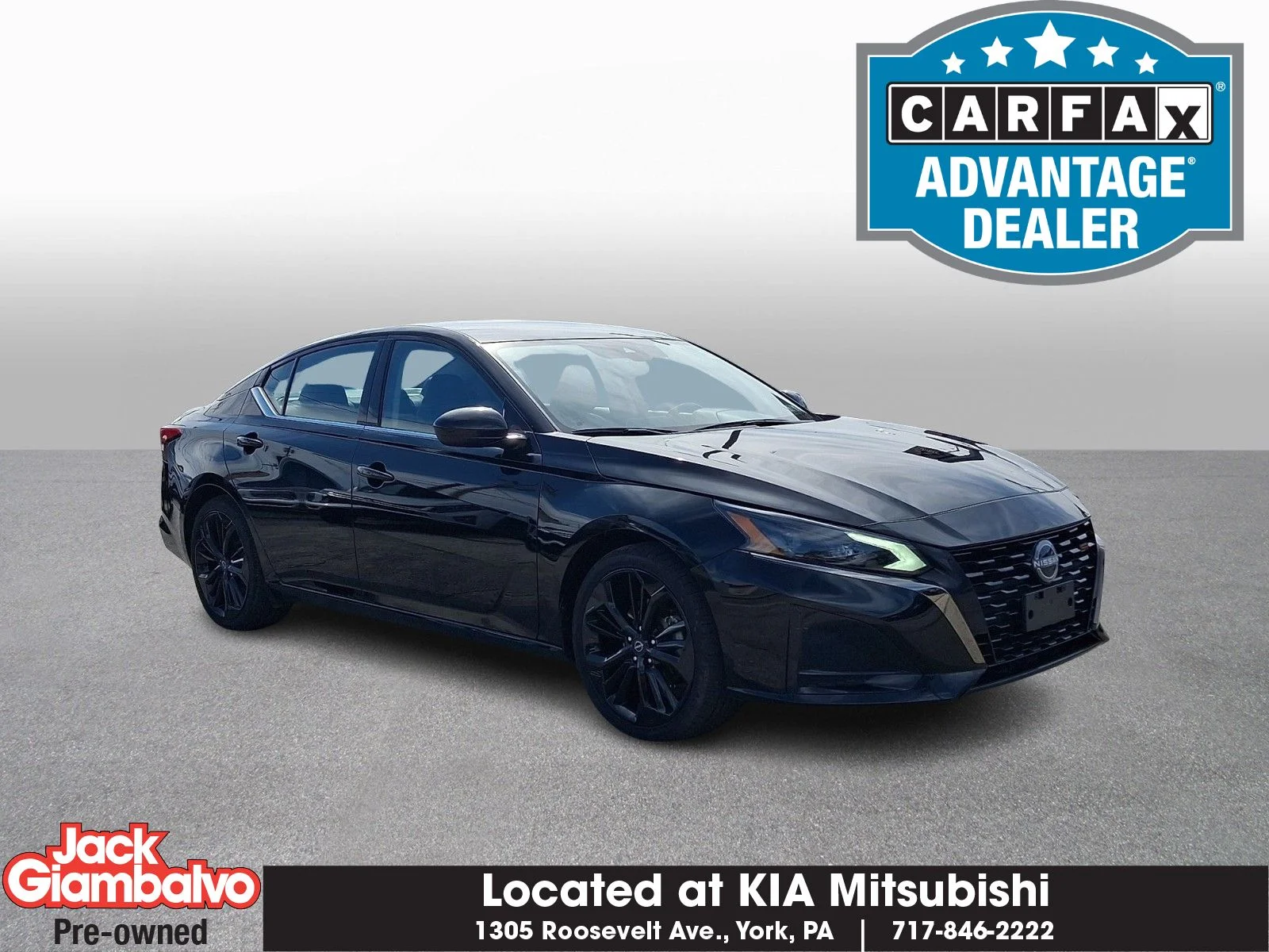 Used 2025 Black Nissan 2.5 SR image 1