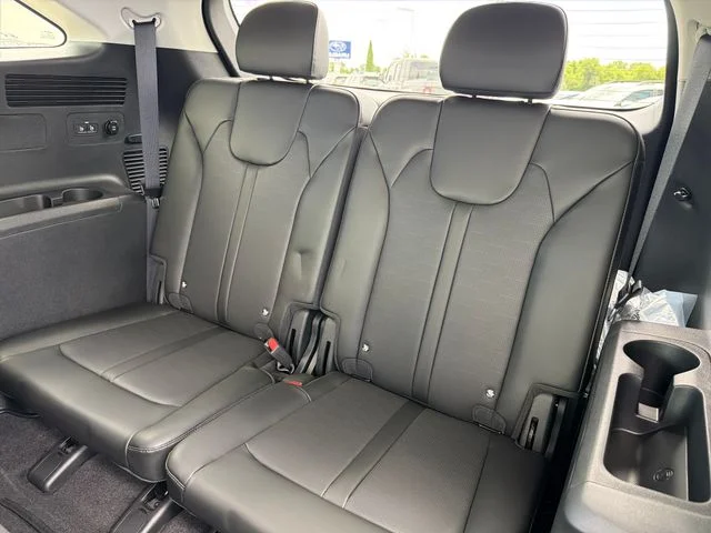 New 2026 Ivory Silver Kia EX image 20