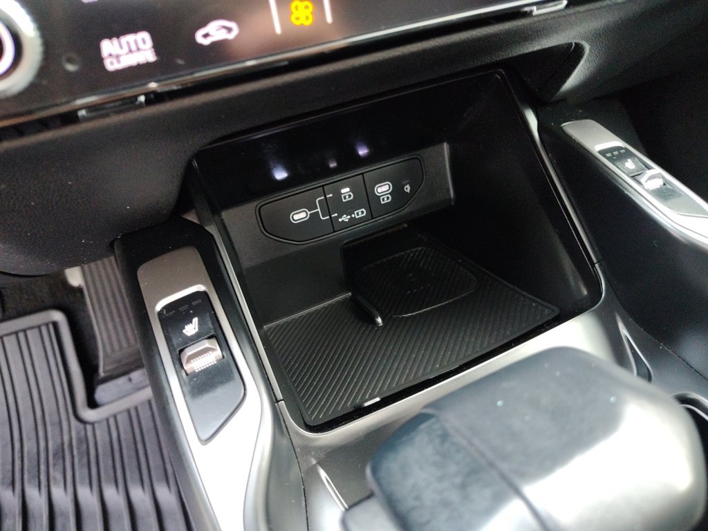 2025 Kia Sorento X-Line EX - Photo 24