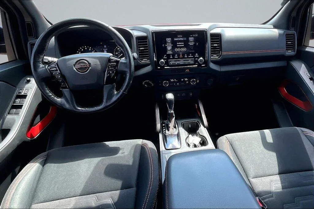 Used 2022 Red Nissan PRO-4X image 13