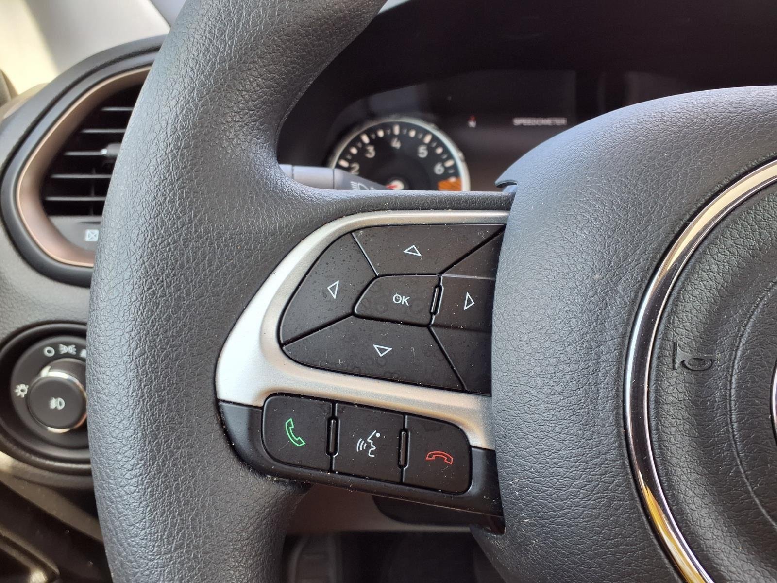 Used 2023 WHITE JEEP  image 25