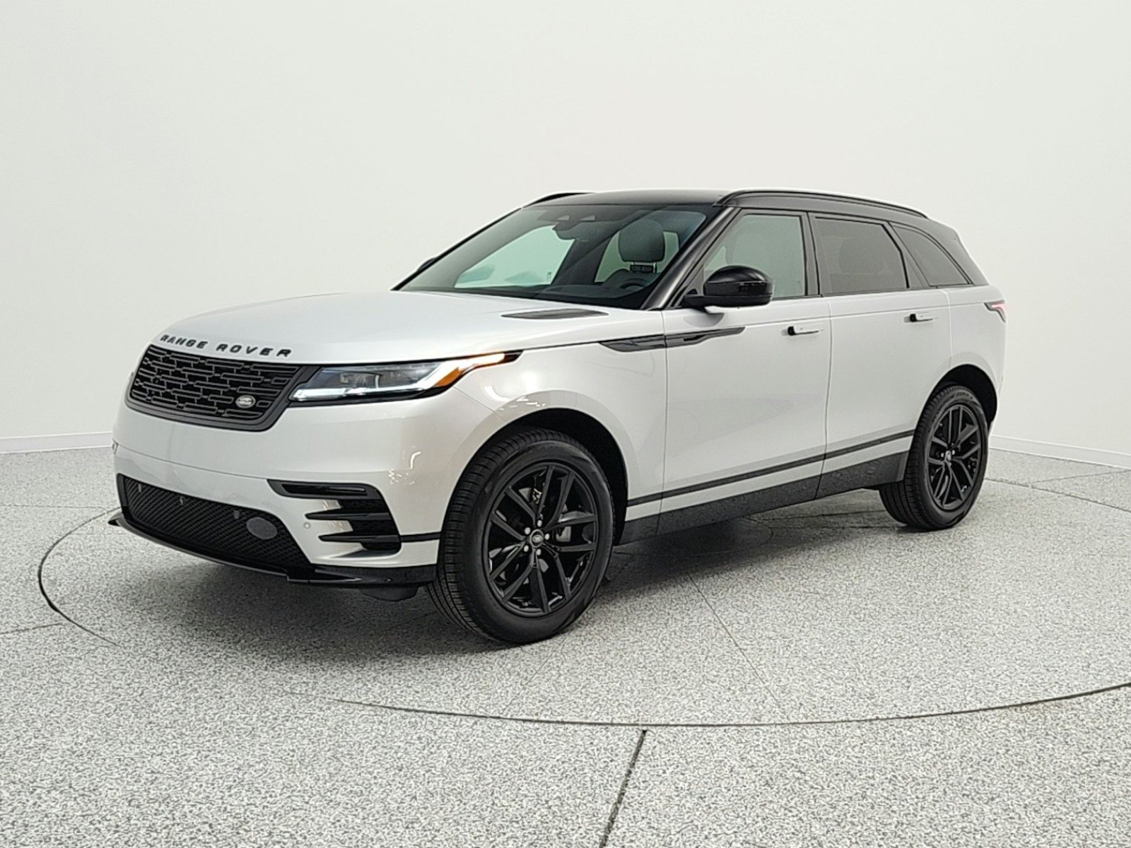 2024 Land Rover Range Rover Velar P250 Dynamic SE's photo