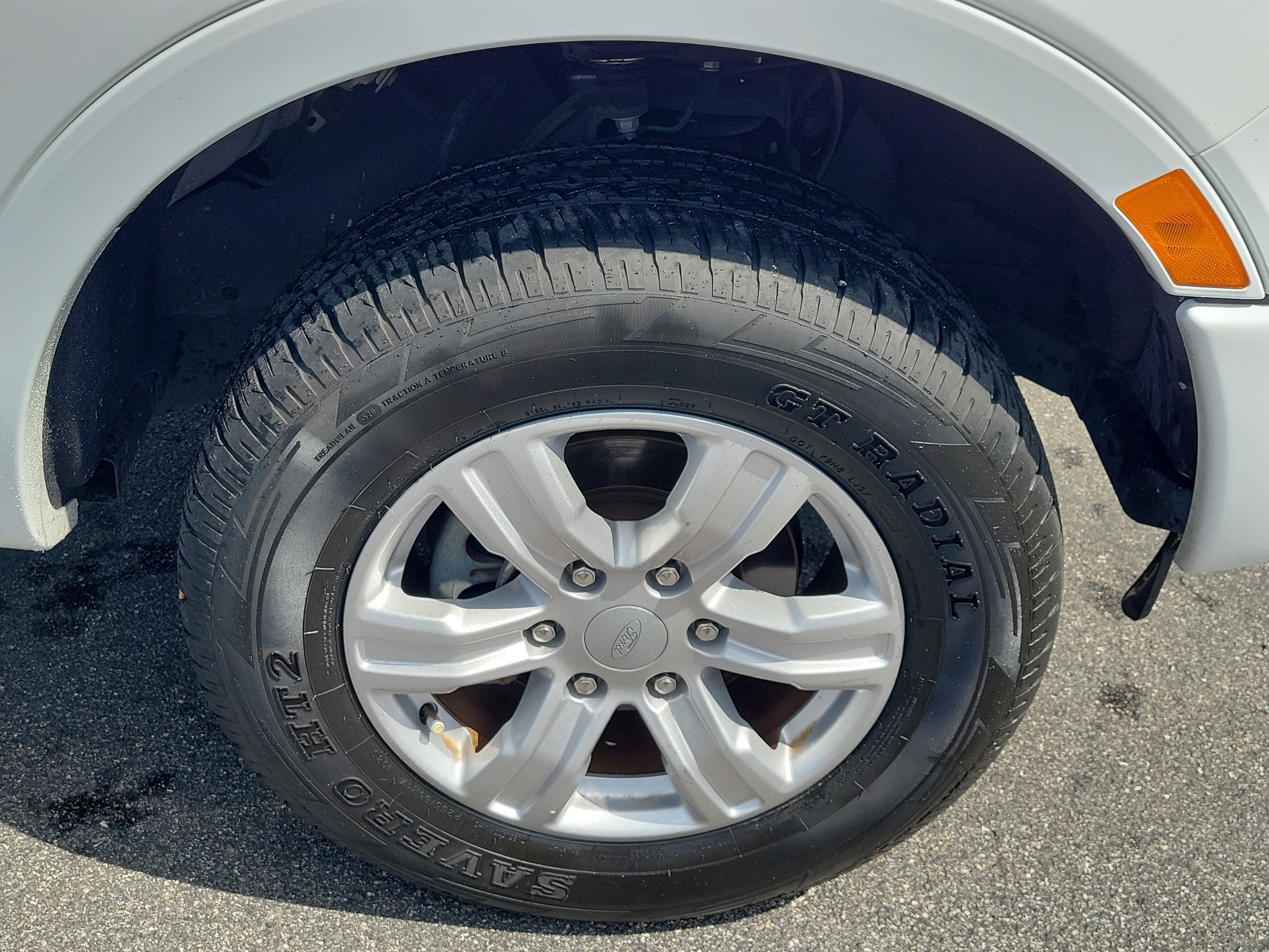 Used 2020 Oxford White Ford XLT image 7