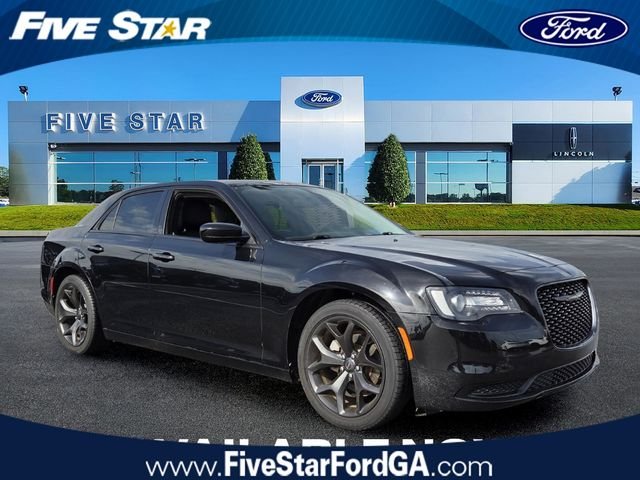 2021 Chrysler 300 Touring