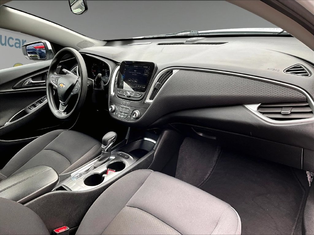 Used 2024 White Chevrolet LT image 14