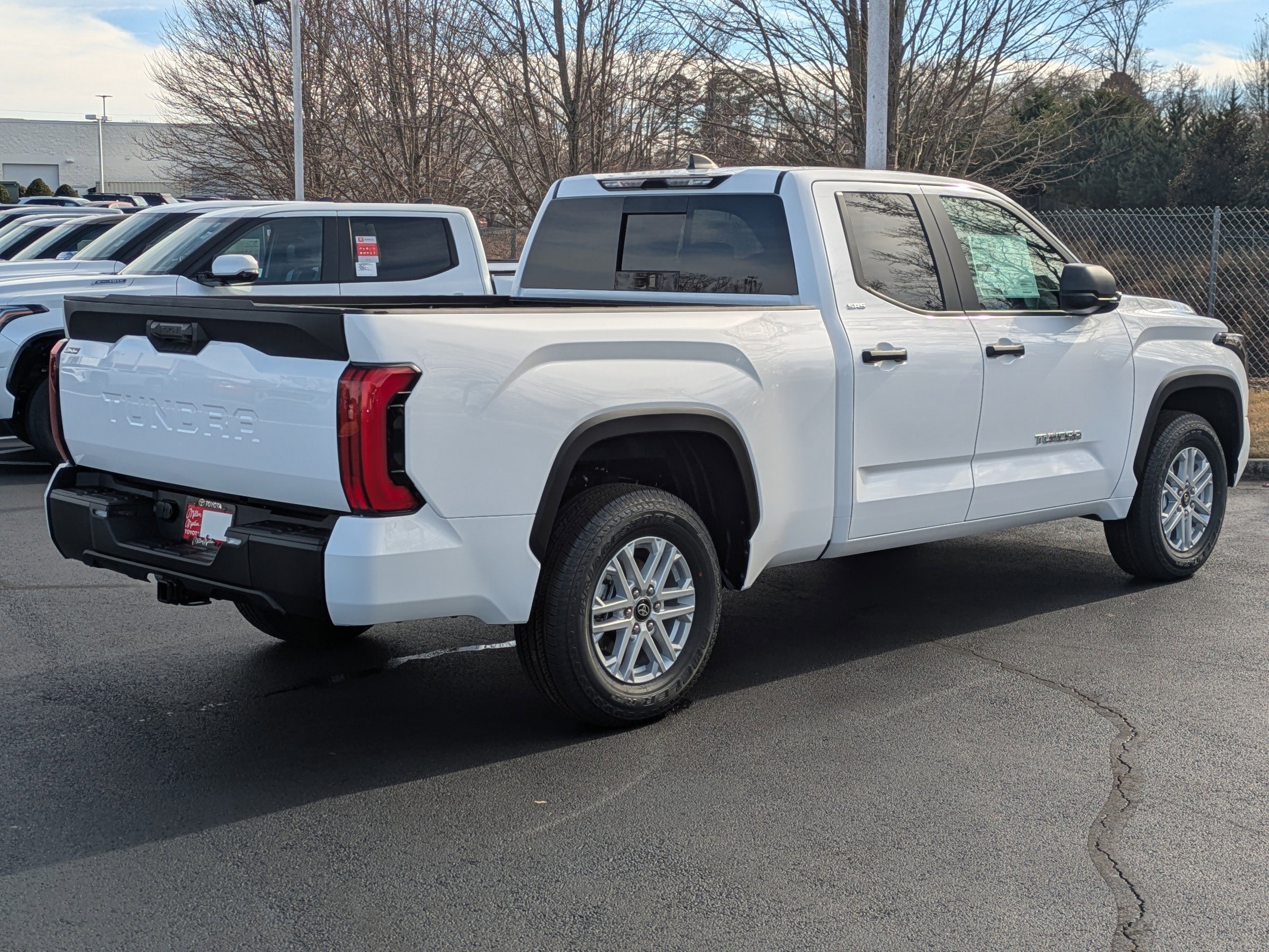 New 2026 Ice Cap Toyota SR5 image 4