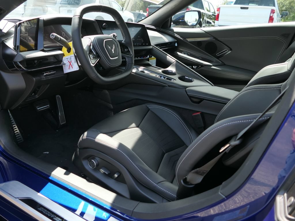New 2027 Admiral Blue Metallic Chevrolet 2LT image 15