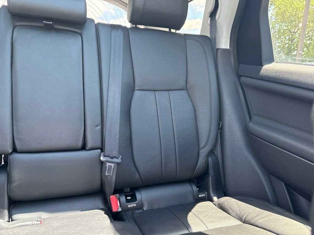 Used 2019 Gray Land Rover  image 12