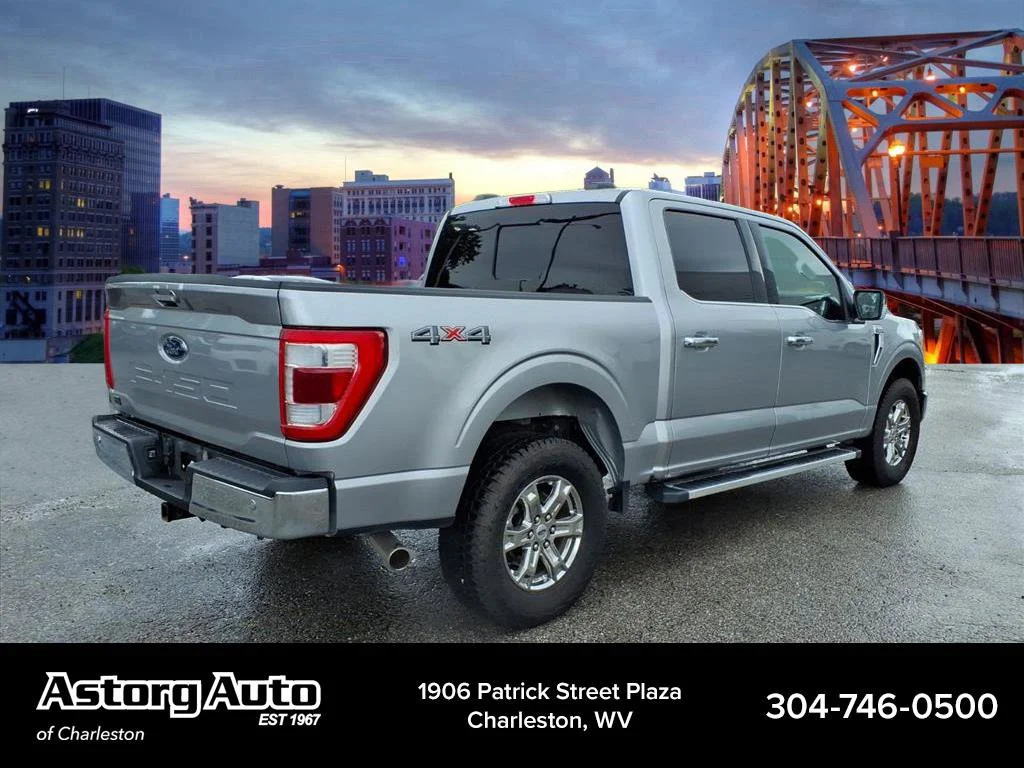 Used 2023 Iconic Silver Metallic Ford LARIAT image 3