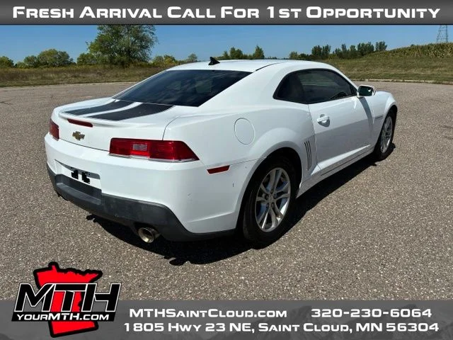 Used 2014 White Chevrolet 1LS image 8