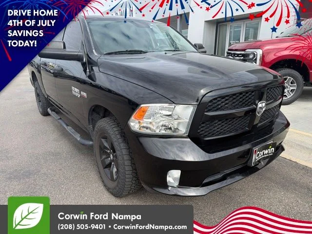2015 RAM 1500 Express 4x4 Crew Cab's photo