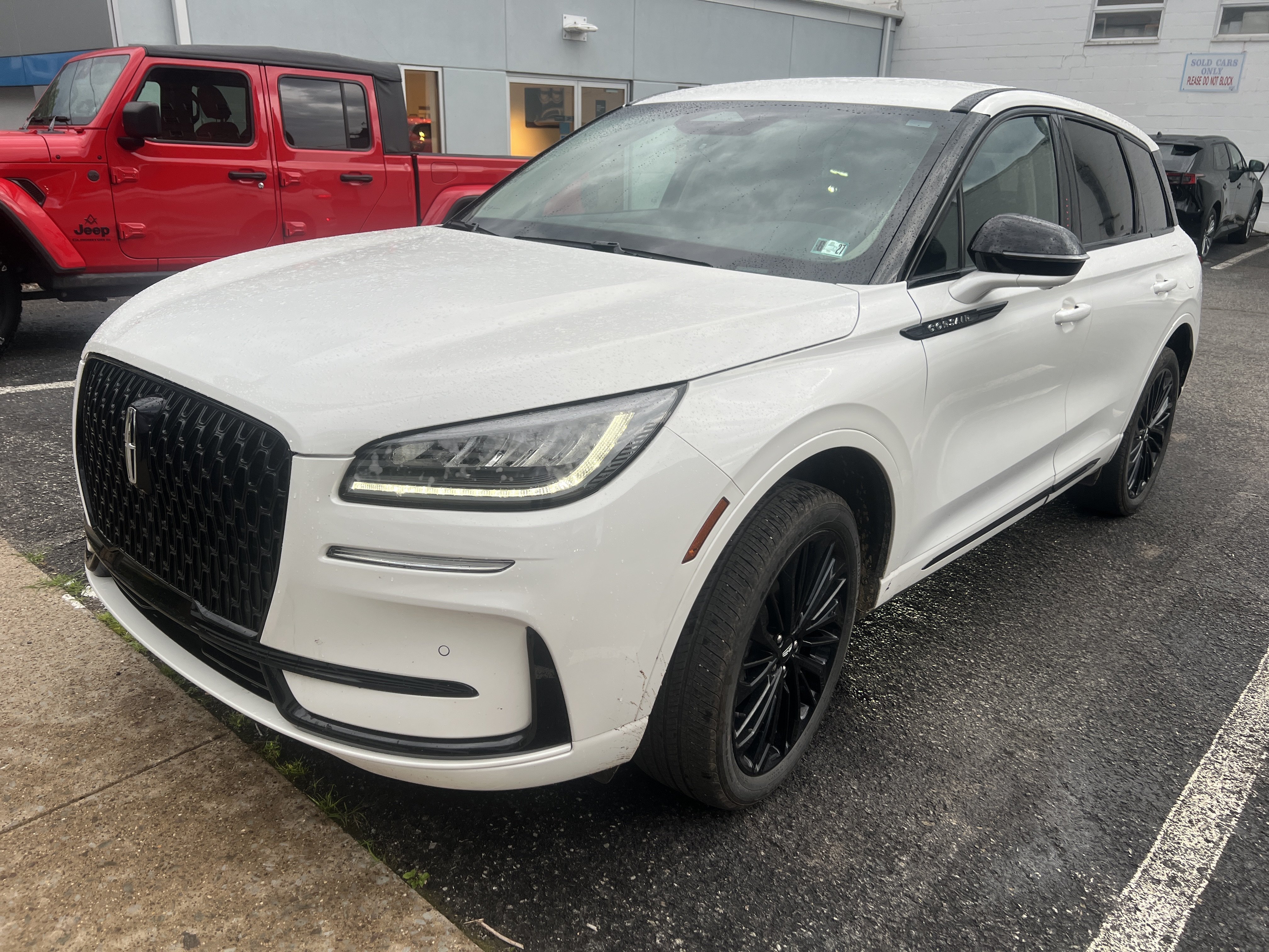 2025 Lincoln Corsair Premiere AWD's photo