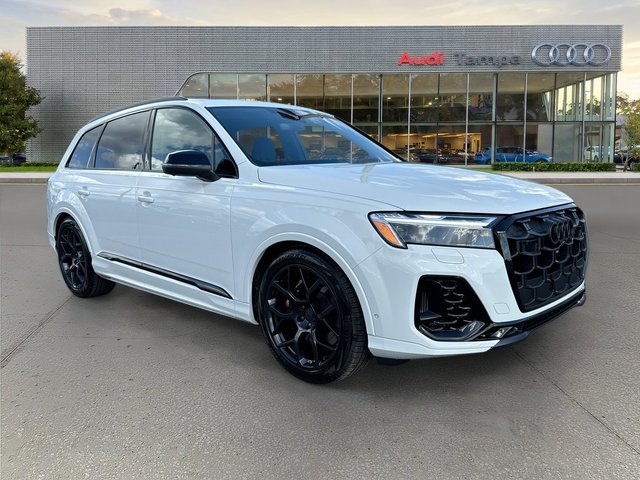 2026 Audi SQ7 Premium Plus