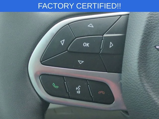 Used 2023 Silver Chrysler Touring L image 20