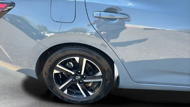 Used 2025  Nissan SV image 35