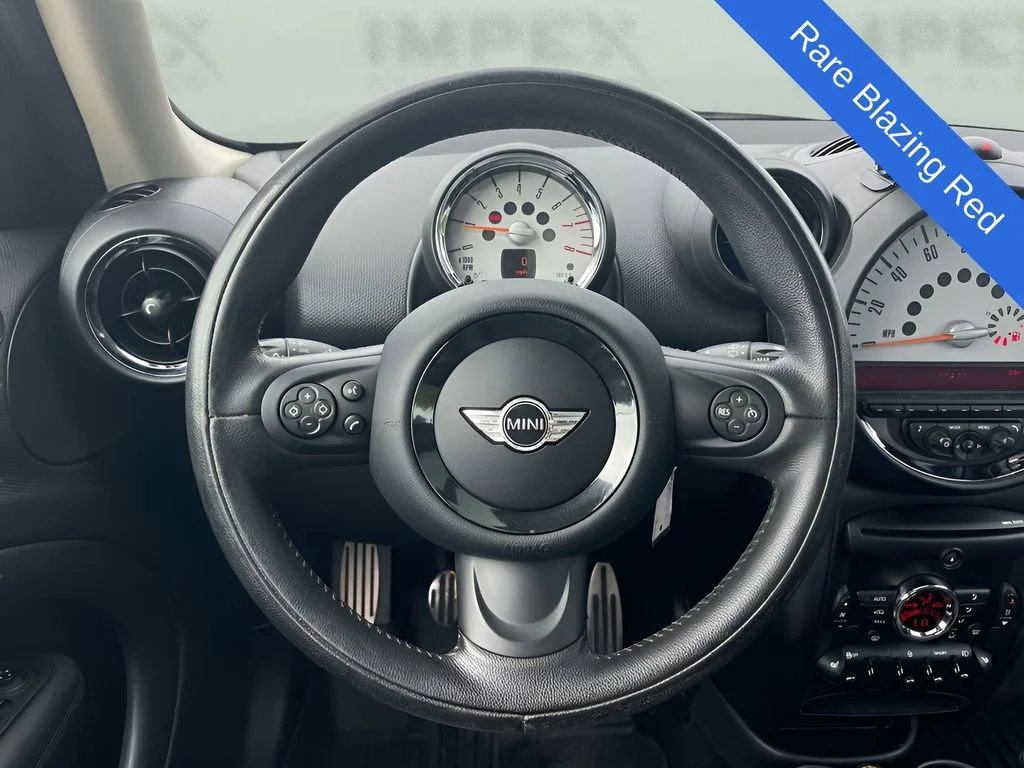 Used 2013  MINI S image 15